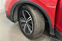 met. punainen Volkswagen Tiguan 2021 kuva 13.