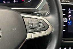 met. punainen Volkswagen Tiguan 2021 kuva 20.