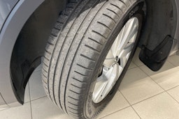 Harmaa Volkswagen Tiguan 2021 kuva 13.