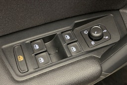 Harmaa Volkswagen Tiguan 2021 kuva 14.