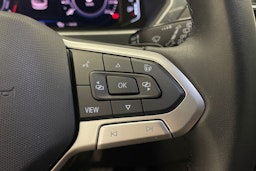 Harmaa Volkswagen Tiguan 2021 kuva 17.