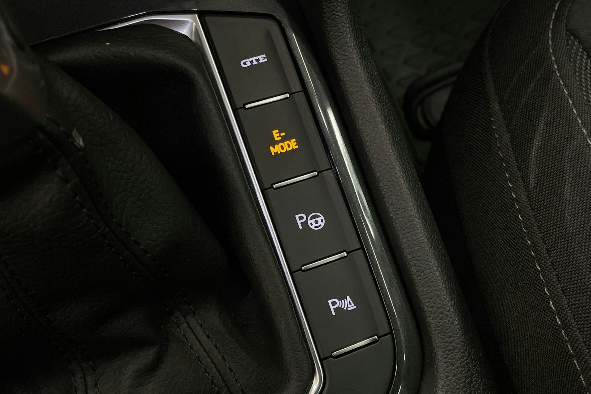 Harmaa Volkswagen Tiguan 2021 kuva 19.