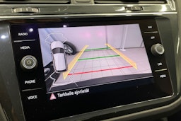 Harmaa Volkswagen Tiguan 2021 kuva 22.
