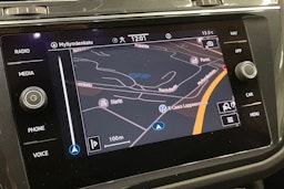 Harmaa Volkswagen Tiguan 2021 kuva 23.