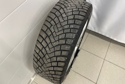 Harmaa Volkswagen Tiguan 2021 kuva 28.