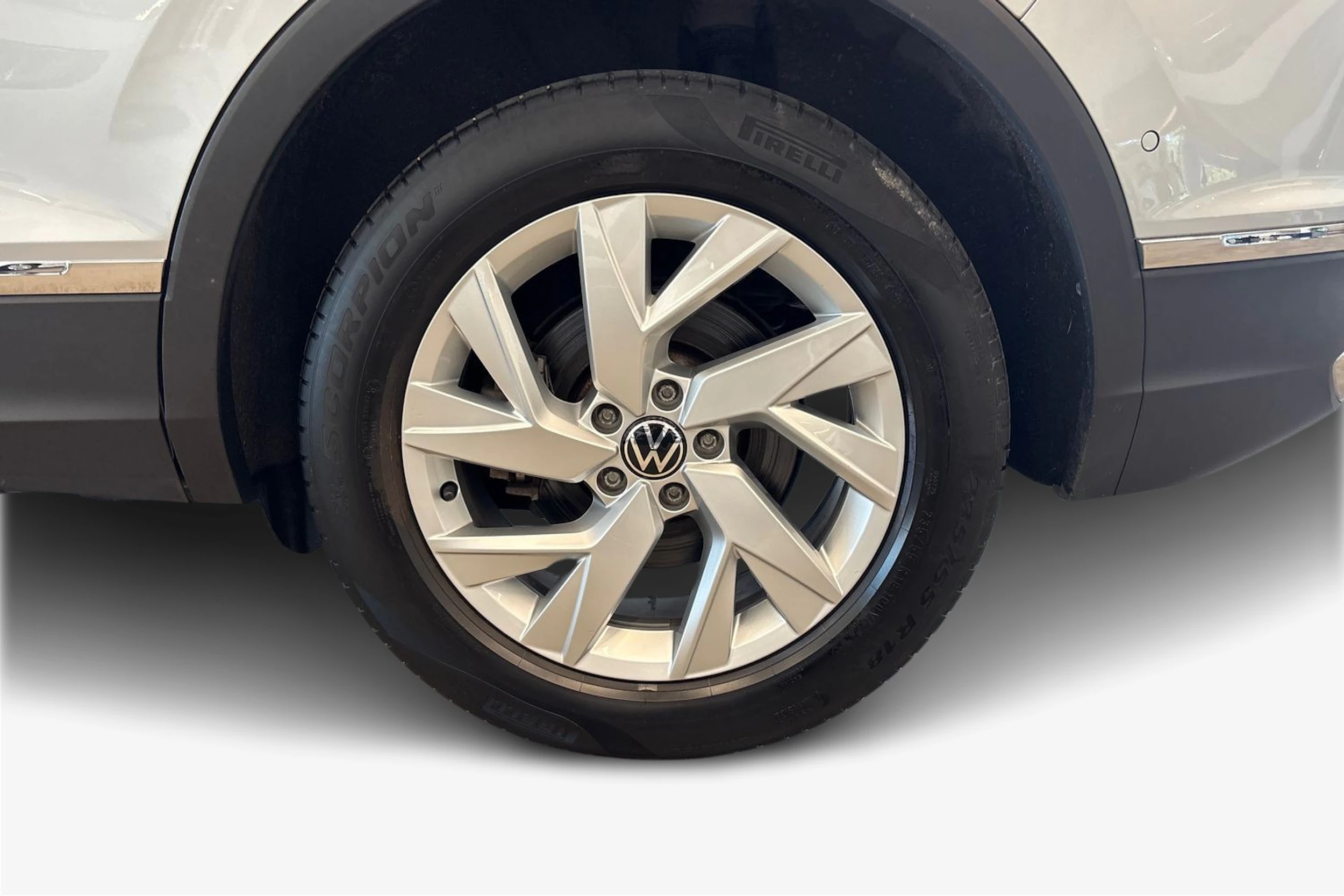 hopea Volkswagen Tiguan 2021 kuva 9.