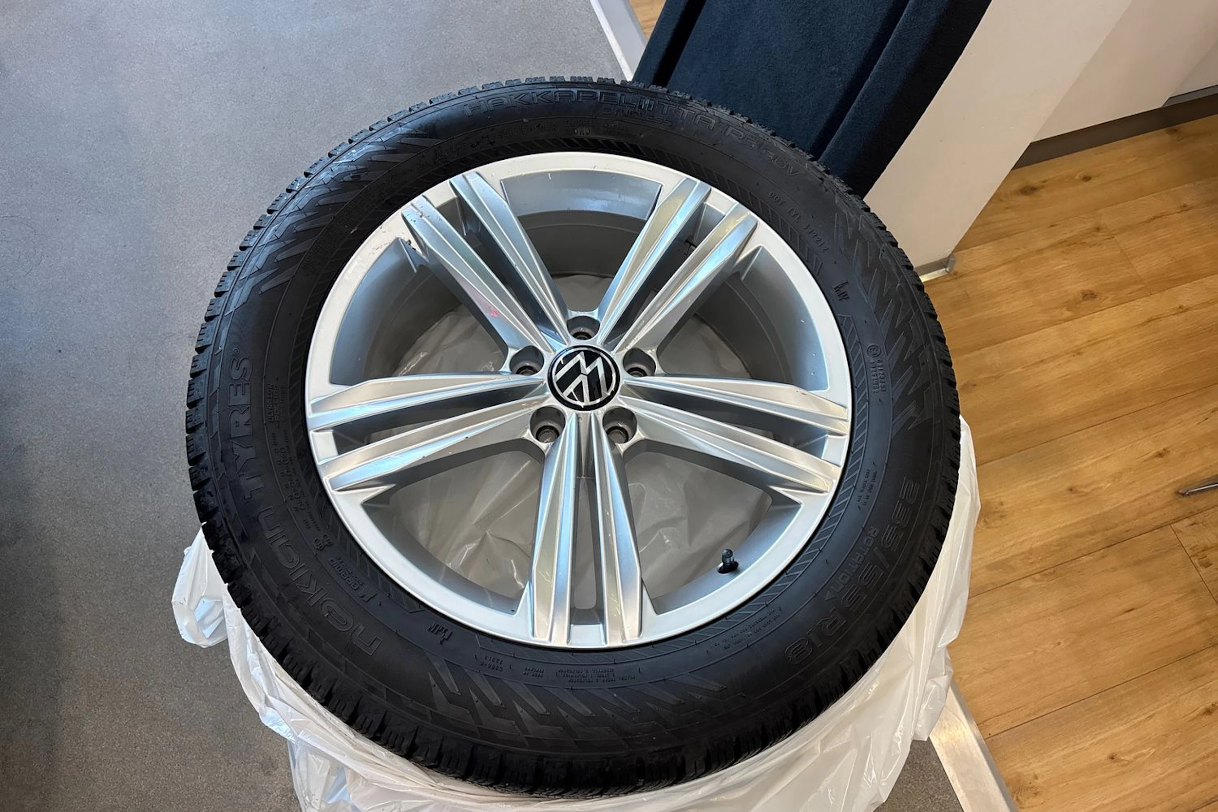 hopea Volkswagen Tiguan 2021 kuva 10.