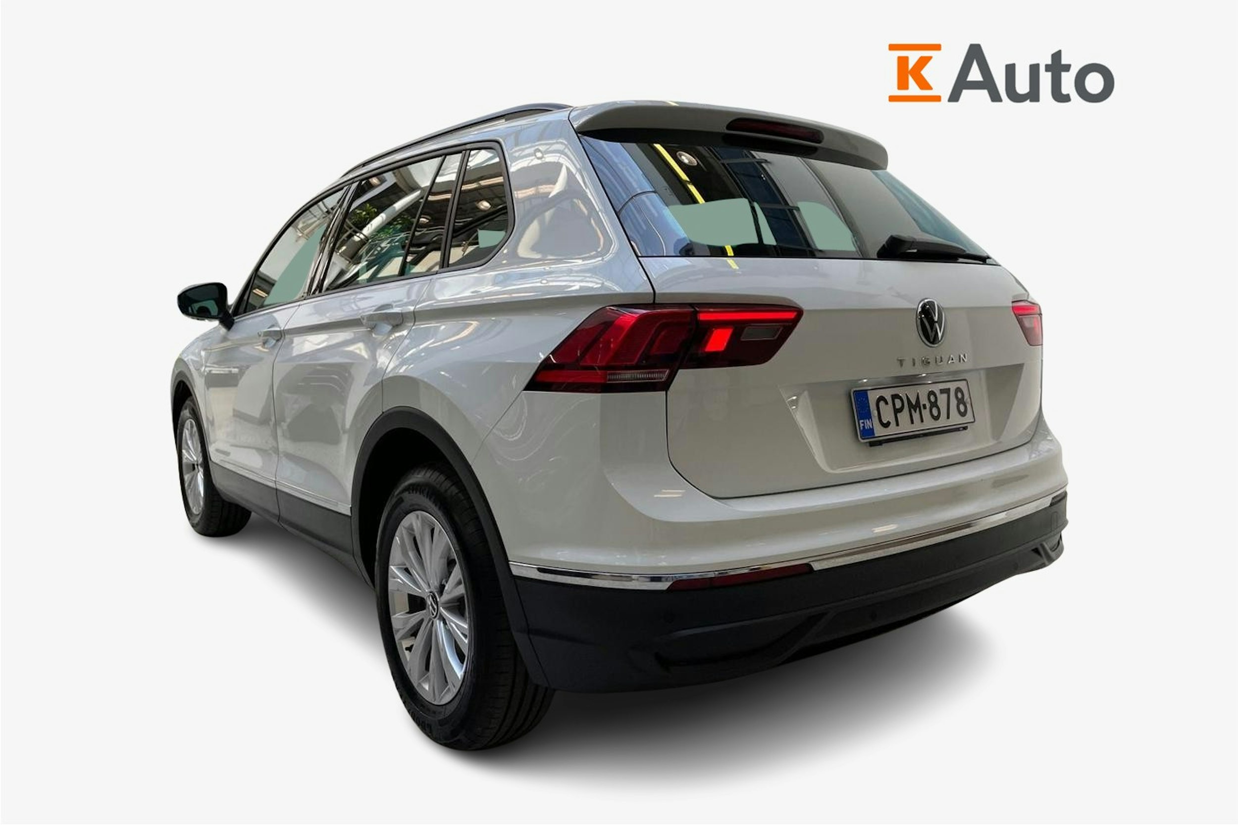 valkoinen Volkswagen Tiguan 2021 kuva 2.