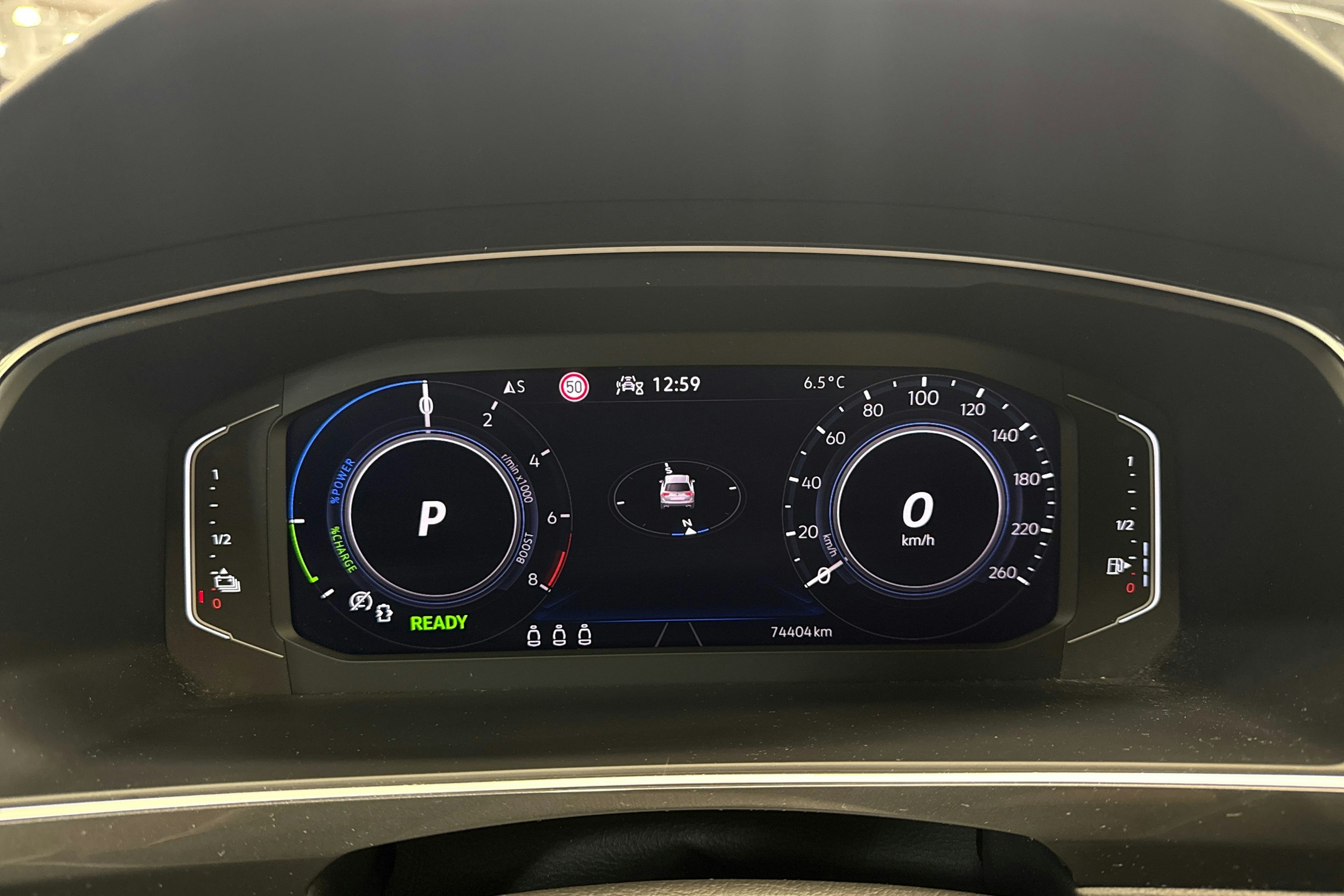 harmaa Volkswagen Tiguan 2021 kuva 14.