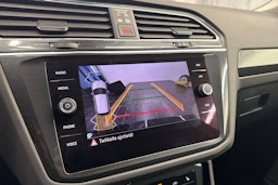 harmaa Volkswagen Tiguan 2021 kuva 20.