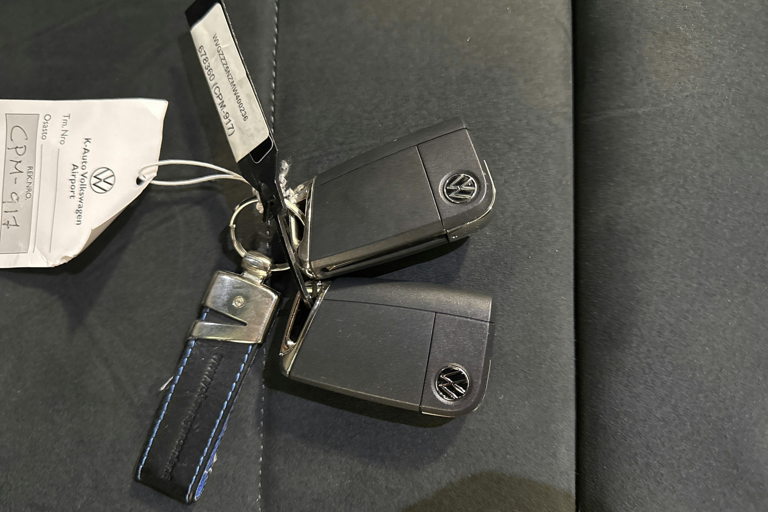 harmaa Volkswagen Tiguan 2021 kuva 25.