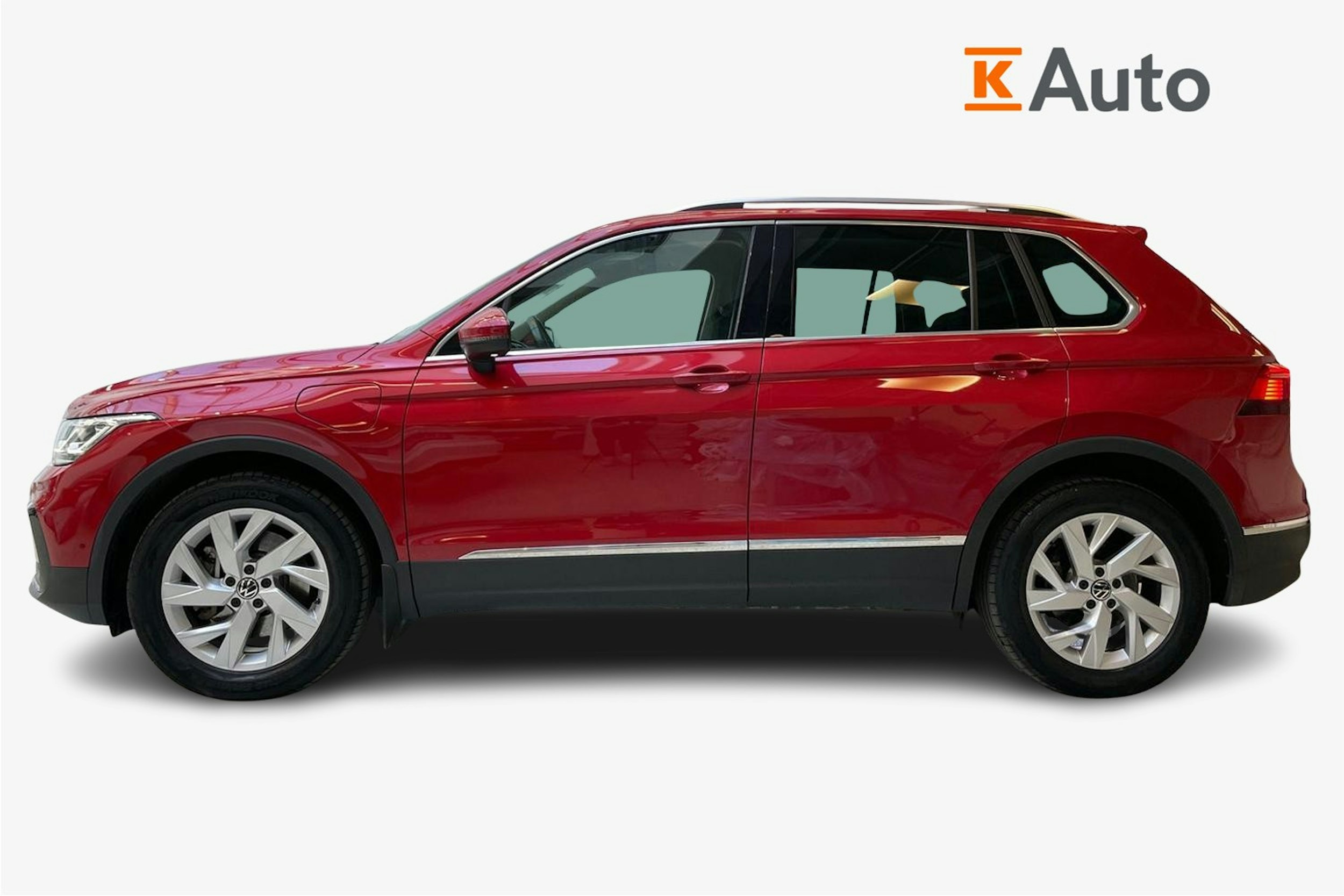 punainen Volkswagen Tiguan 2021 kuva 6.