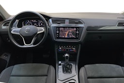 punainen Volkswagen Tiguan 2021 kuva 9.