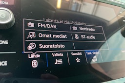 punainen Volkswagen Tiguan 2021 kuva 23.