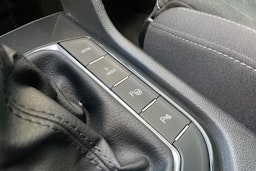 punainen Volkswagen Tiguan 2021 kuva 28.