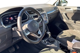valkoinen Volkswagen Tiguan 2021 kuva 3.