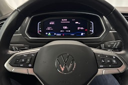valkoinen Volkswagen Tiguan 2021 kuva 14.