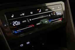 valkoinen Volkswagen Tiguan 2021 kuva 17.