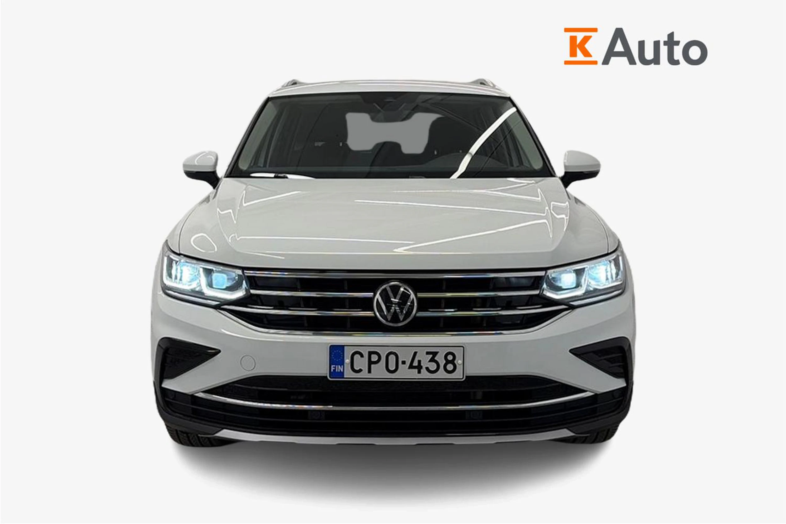 valkoinen Volkswagen Tiguan 2021 kuva 5.
