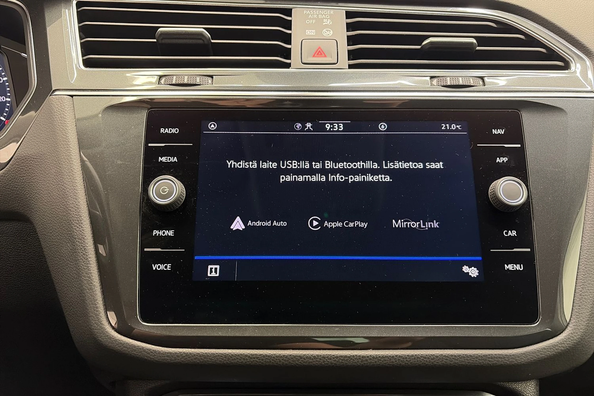 valkoinen Volkswagen Tiguan 2021 kuva 24.