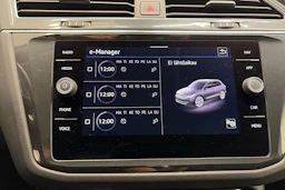 valkoinen Volkswagen Tiguan 2021 kuva 26.