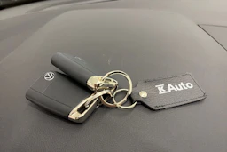 valkoinen Volkswagen Tiguan 2021 kuva 30.