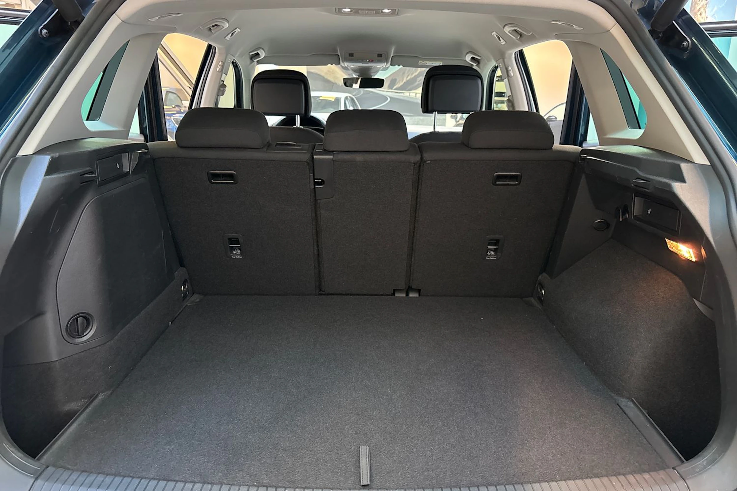 met. sininen Volkswagen Tiguan 2021 kuva 13.