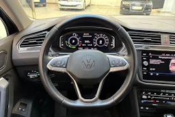 met. sininen Volkswagen Tiguan 2021 kuva 17.