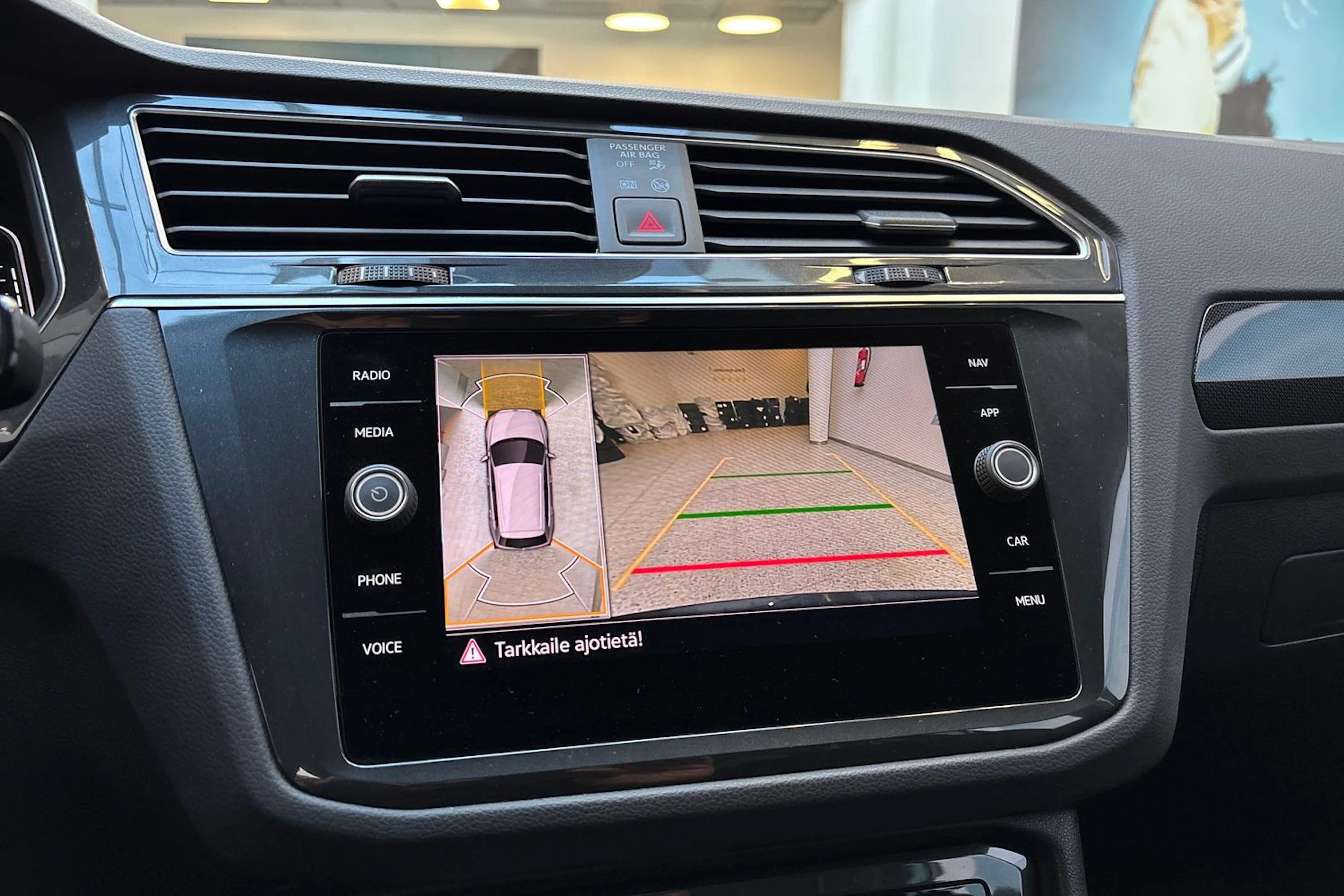 met. sininen Volkswagen Tiguan 2021 kuva 19.