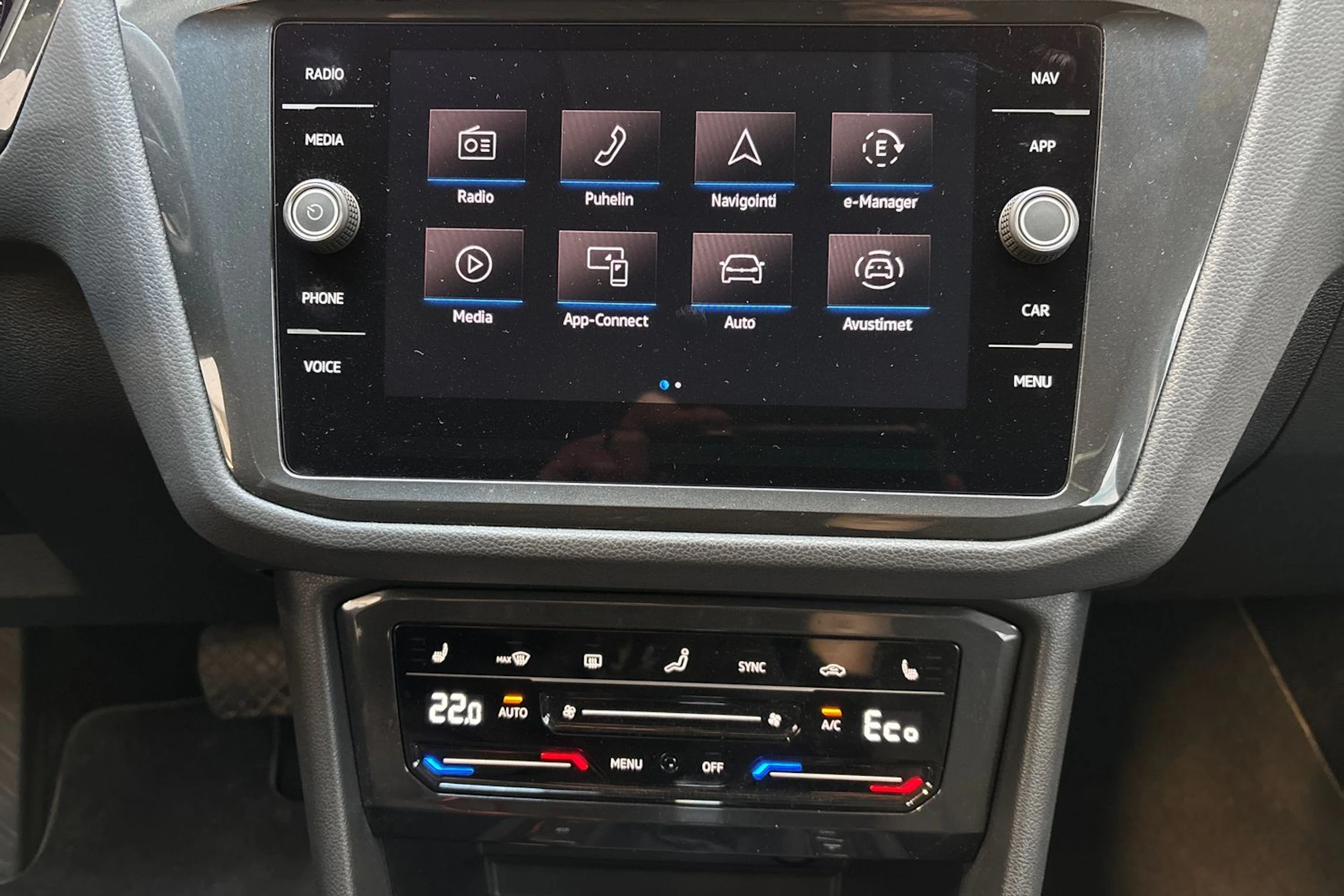 met. sininen Volkswagen Tiguan 2021 kuva 20.