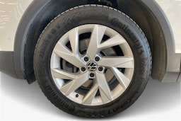 valkoinen Volkswagen Tiguan 2021 kuva 11.
