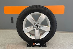 valkoinen Volkswagen Tiguan 2021 kuva 13.