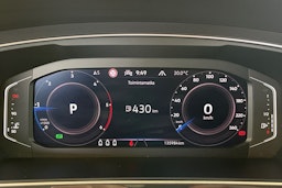 valkoinen Volkswagen Tiguan 2021 kuva 16.