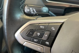 valkoinen Volkswagen Tiguan 2021 kuva 17.