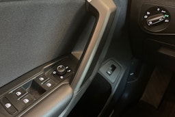 valkoinen Volkswagen Tiguan 2021 kuva 19.