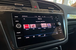 valkoinen Volkswagen Tiguan 2021 kuva 21.