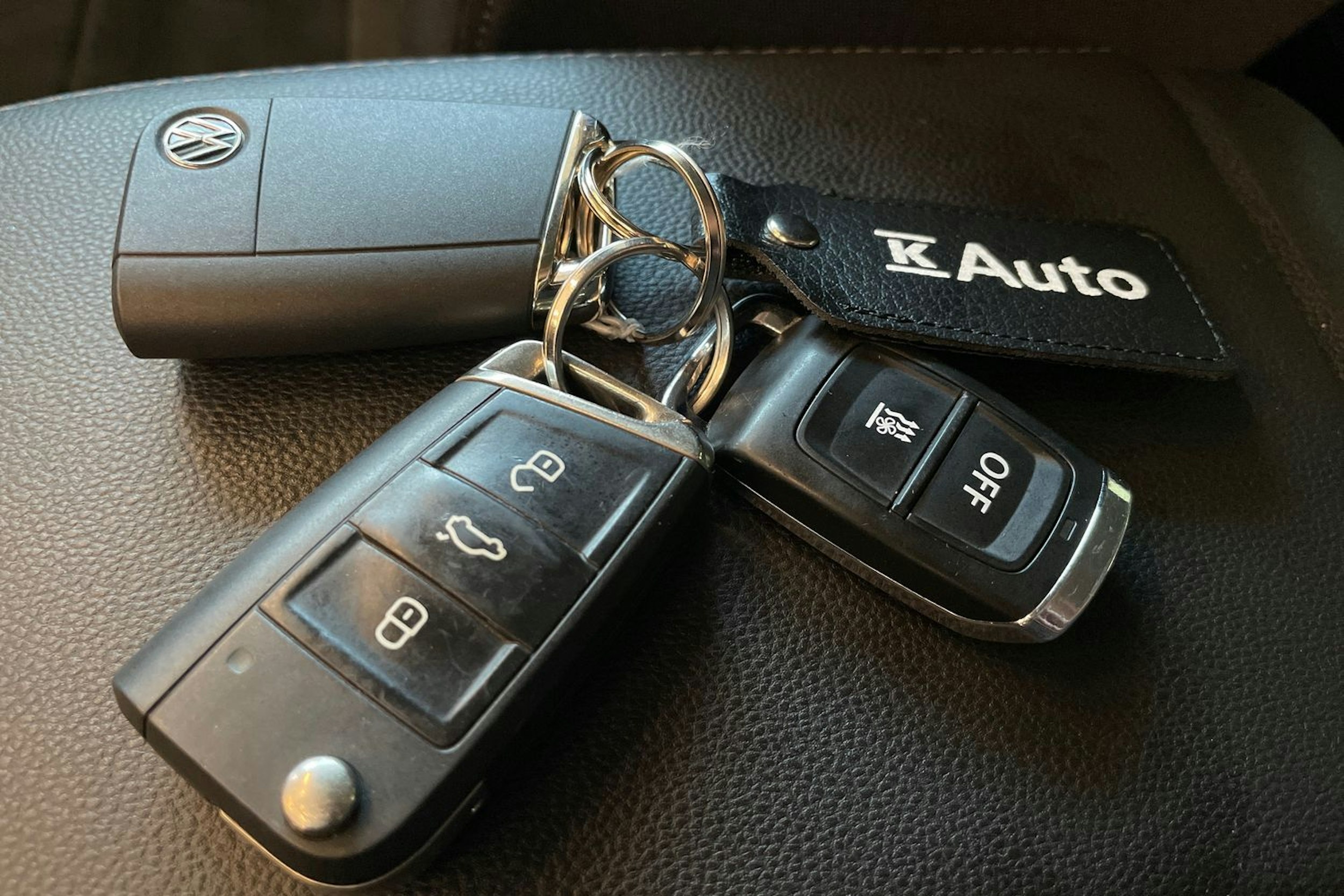 valkoinen Volkswagen Tiguan 2021 kuva 27.