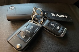 valkoinen Volkswagen Tiguan 2021 kuva 27.