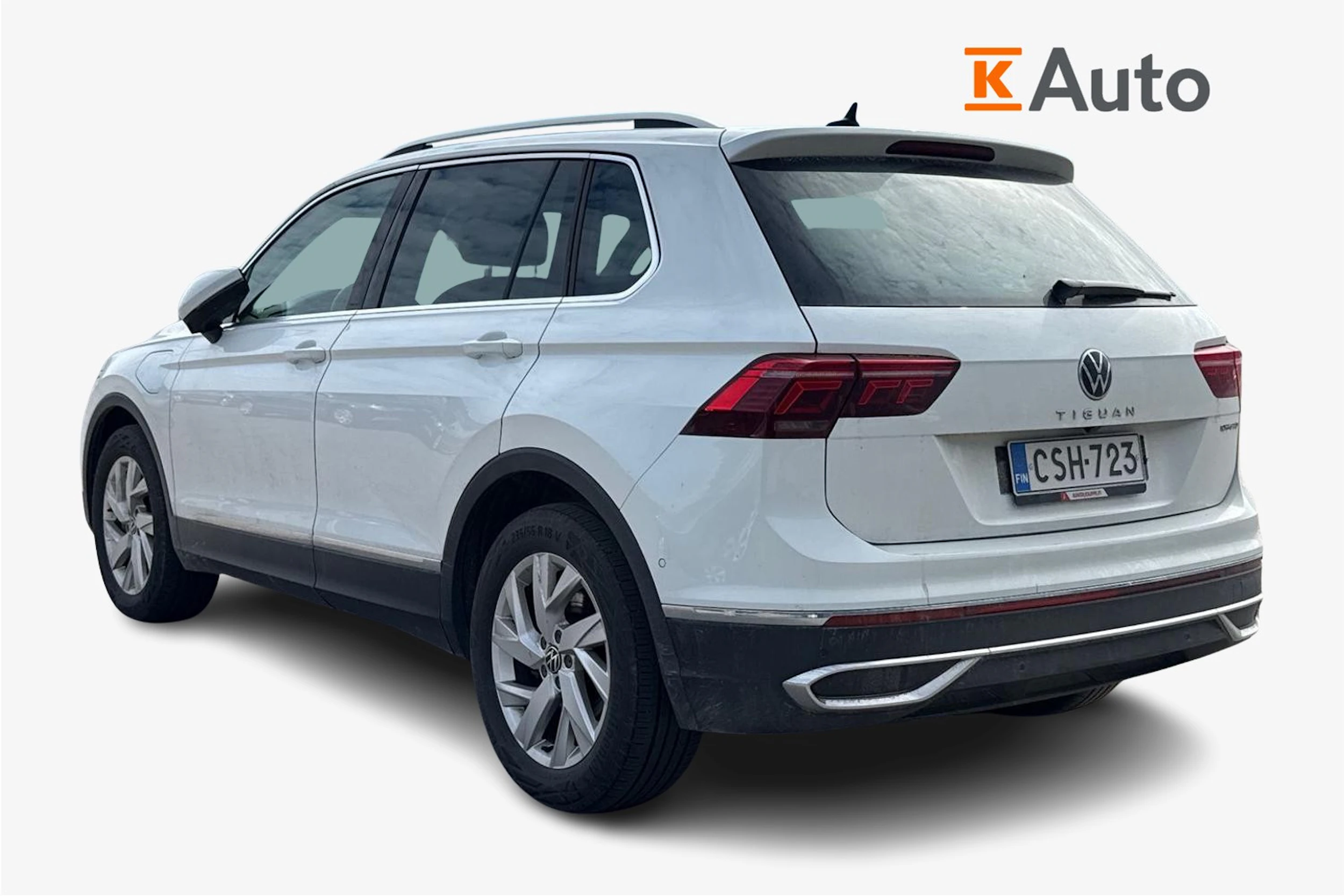 valkoinen Volkswagen Tiguan 2021 kuva 2.