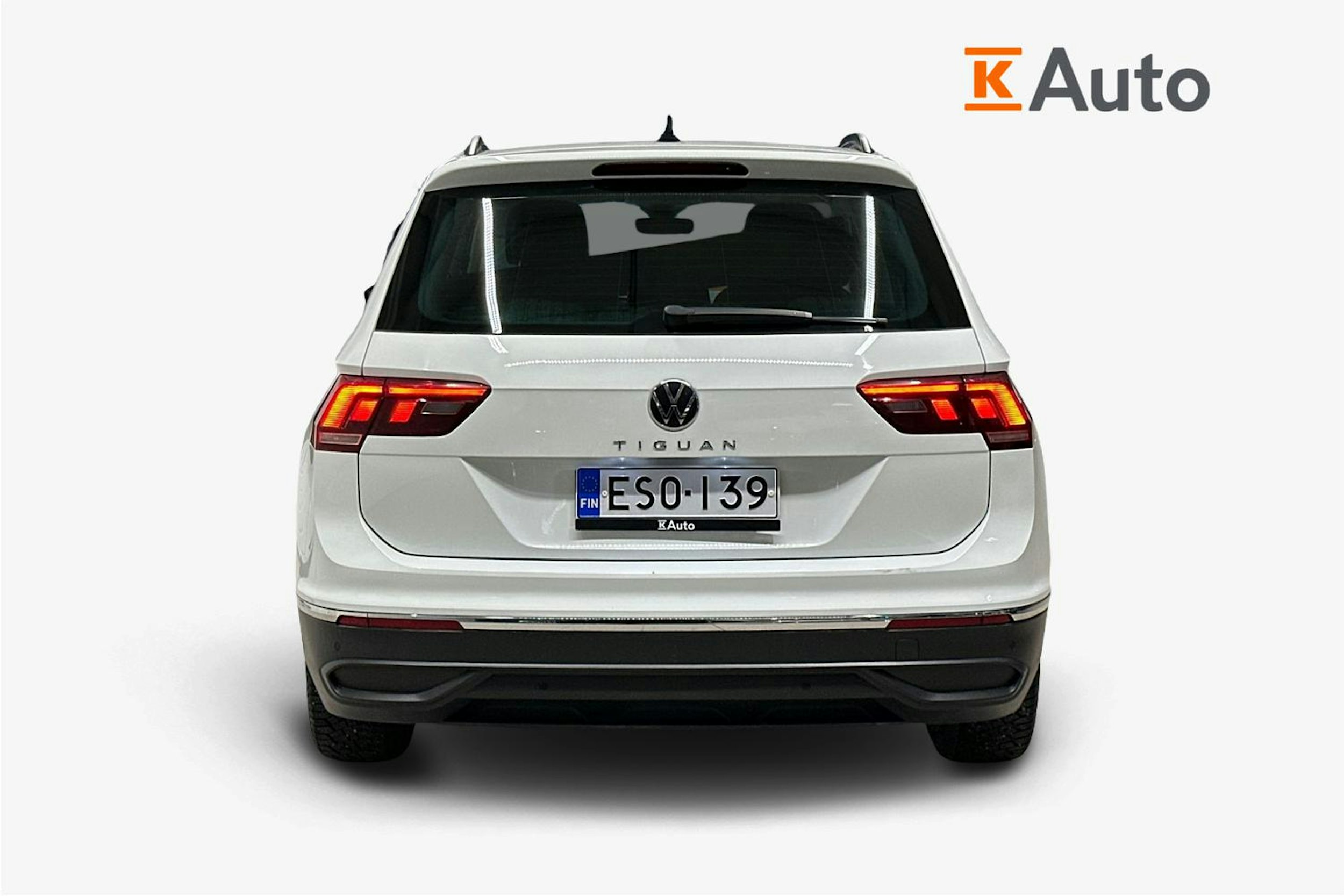 valkoinen Volkswagen Tiguan 2021 kuva 4.