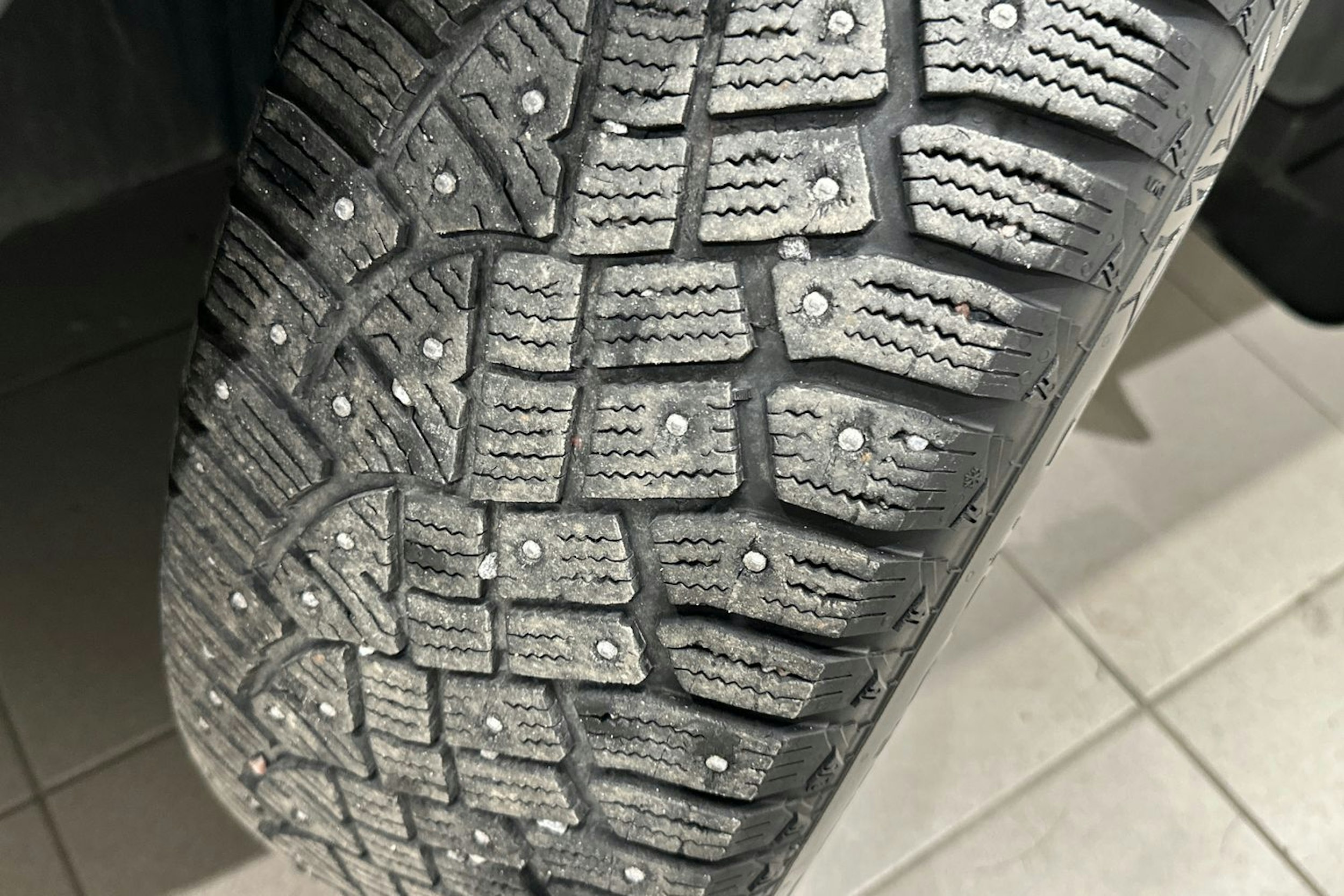 valkoinen Volkswagen Tiguan 2021 kuva 13.