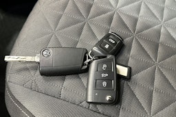 valkoinen Volkswagen Tiguan 2021 kuva 25.