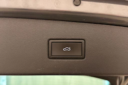 harmaa Volkswagen Tiguan 2021 kuva 26.