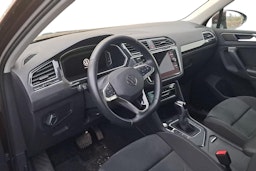 ruskea (beige) Volkswagen Tiguan 2021 kuva 3.