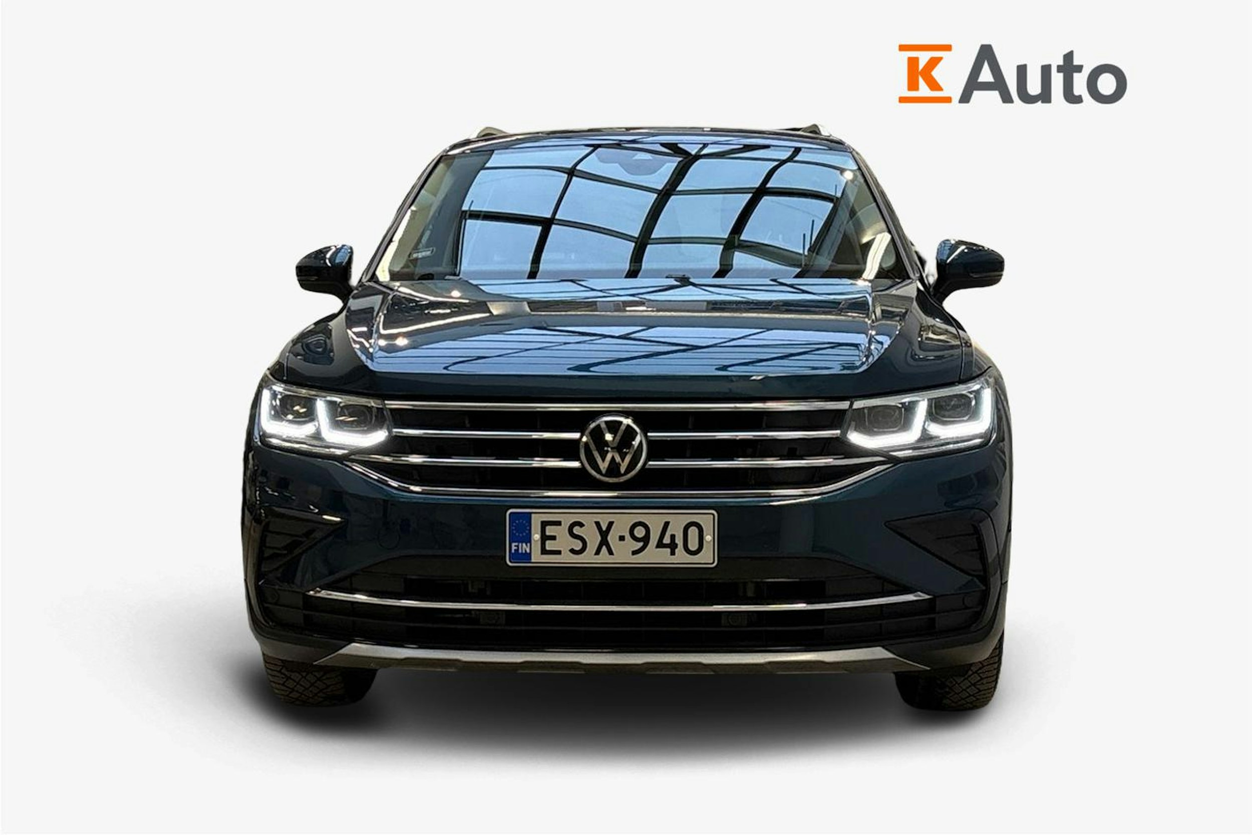 sininen Volkswagen Tiguan 2021 kuva 5.