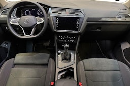 sininen Volkswagen Tiguan 2021 kuva 9.