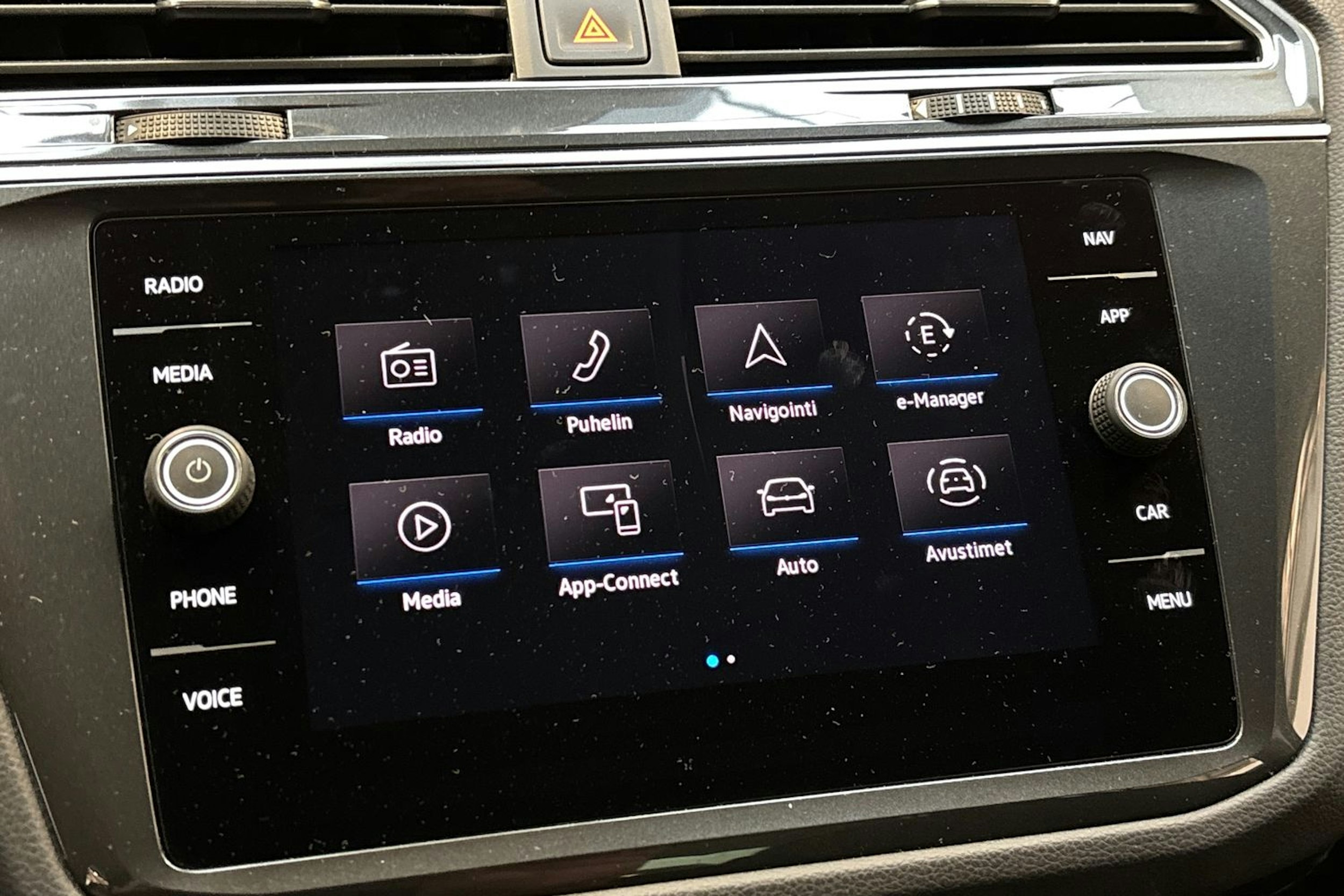 sininen Volkswagen Tiguan 2021 kuva 22.