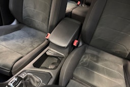 sininen Volkswagen Tiguan 2021 kuva 26.