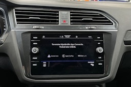 sininen Volkswagen Tiguan 2021 kuva 19.