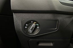 sininen Volkswagen Tiguan 2021 kuva 28.